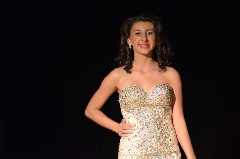 PHOTO GALLERY SCHS Calendar Girl 2016